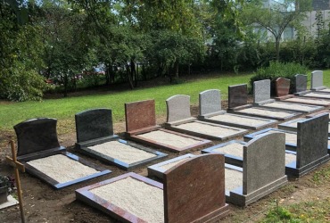 Projekt LEM jednohrobov v cintoríne Karlova Ves