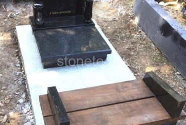 Urnový hrob s lavičkou zo žuly Impala Stonetec